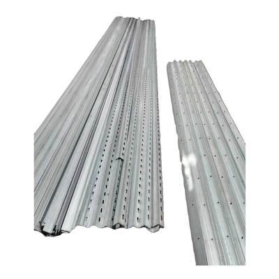 핫 디프  Galvanized 슬로트 L 강철 각 바와 구멍 처리 서비스 펀칭