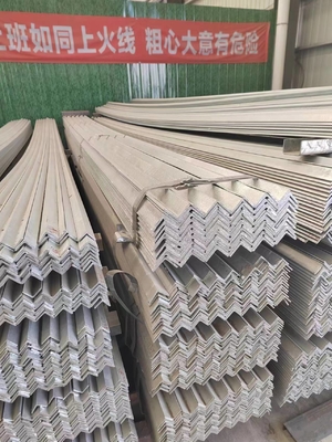 블랙 앵글 스틸 ASTM A36 A53 Q235 Q345 탄소 L 모양의 부드러운 스틸 앵글 바