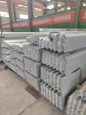 디코일링 서비스 50x50x5 각 강철 ASTM A36 A53 Q235 Q345 탄소 동등 2 인치 장전 철 L 모양 250x250 가벼운 강철 각 바