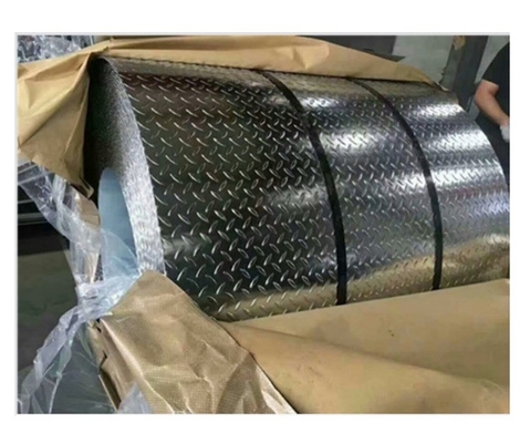 ISO9001 인증을 받은 DX51D 진열 패턴 철강판 5.75*1250mm Z41-Z60 코팅